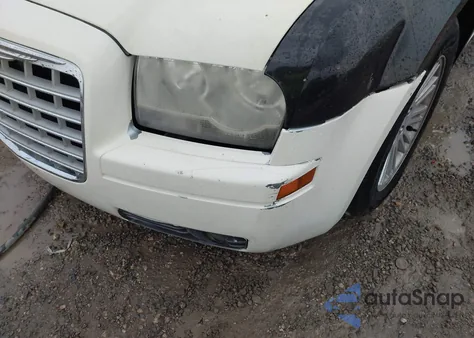 2010 Chrysler 300 Touring/Signature Series/Executive Series из США, поврежденный, VIN 2C3CA5CV9AH254077